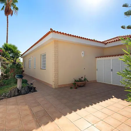 Ferienhaus Casa Carla Private, Pool, Air By Paramount Holidays Puerto de Santiago (Tenerife)