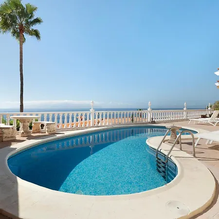 Casa Carla Private, Pool, Air By Paramount Holidays Holiday home