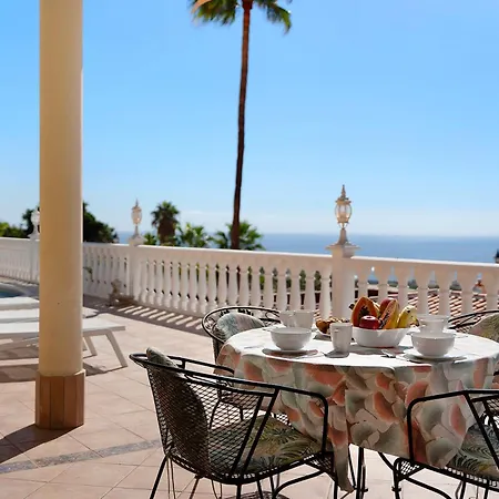 Casa Carla Private, Pool, Air By Paramount Holidays Casa vacanze