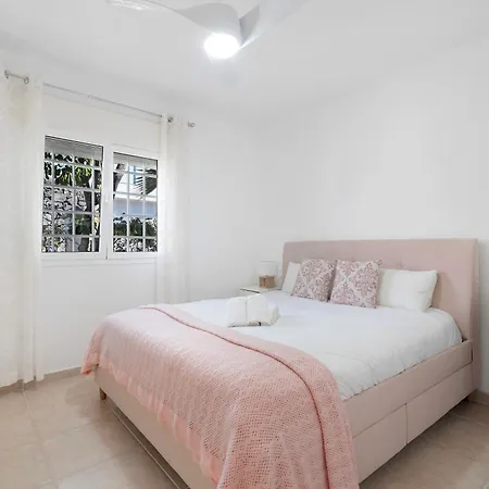 Casa Carla Private, Pool, Air By Paramount Holidays * Puerto de Santiago (Tenerife)