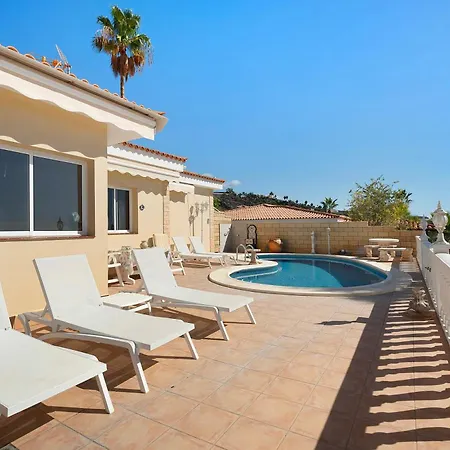 Casa vacanze Casa Carla Private, Pool, Air By Paramount Holidays