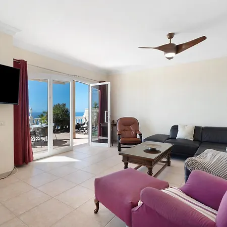 Casa vacanze Casa Carla Private, Pool, Air By Paramount Holidays *